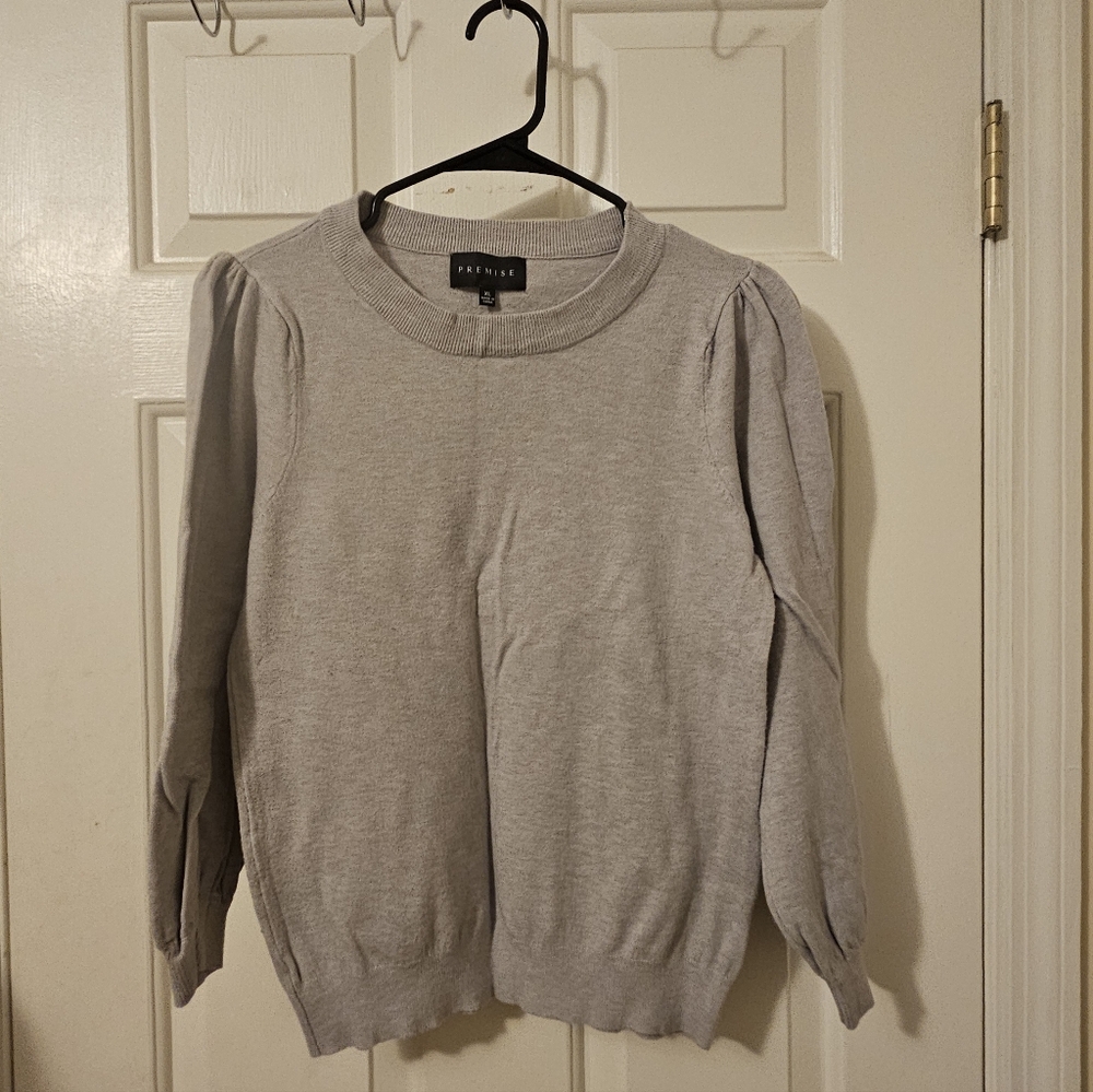 Pemise Light Gray Crew Neck Sweater